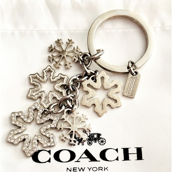 💰 SOLD💰Coach Snowflake Keychain/ Bag Charm - Picture 4 of 7